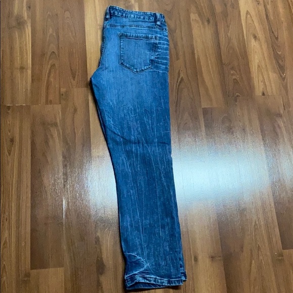 Bluenotes Mid Rise Crop Boyfriend Jeans - Picture 7 of 10